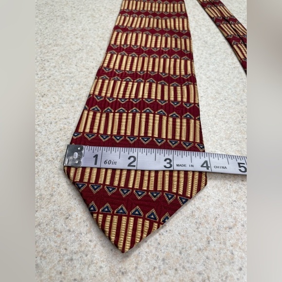 Bill Blass Black Label Silk Gold Burgundy 58” Long 4” Wide - Picture 5 of 6